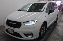 2024 Chrysler Pacifica Hybrid Premium S Appearance