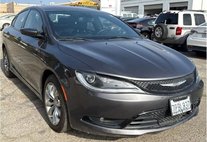 2016 Chrysler 200 S