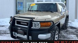 2014 Toyota FJ Cruiser Base