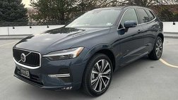 2022 Volvo XC60 B5 Momentum