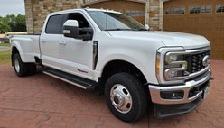 2023 Ford Super Duty F-350 Lariat