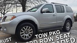 2011 Nissan Pathfinder LE