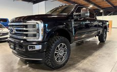 2025 Ford Super Duty F-350 Platinum