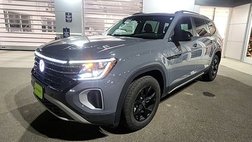 2024 Volkswagen Atlas Peak Edition SE 4Motion