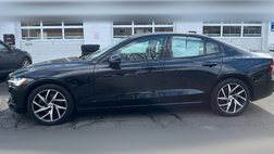 2020 Volvo S60 T5 Momentum