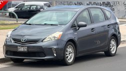 2013 Toyota Prius v Five