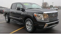 2024 Nissan Titan SV