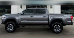 2017 Toyota Tacoma TRD Off Road Double Cab 5' Bed V6 4x4 MT (Natl)