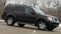 2012 Nissan Pathfinder LE