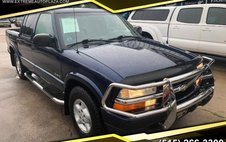 2004 Chevrolet S-10 LS