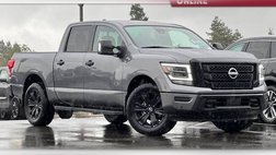 2023 Nissan Titan SV