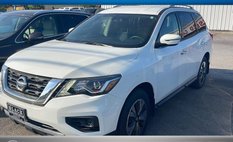 2019 Nissan Pathfinder S