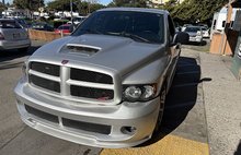 2004 Dodge Ram SRT-10 Base