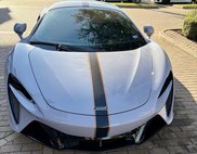 2023 McLaren Artura Base