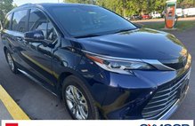 2022 Toyota Sienna Platinum 7-Passenger