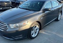 2018 Ford Taurus SEL