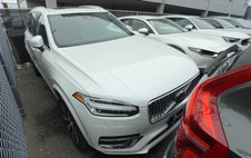 2023 Volvo XC90 B6 Ultimate Bright Theme 7P