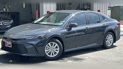 2025 Toyota Camry Hybrid LE