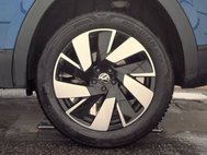 2025 Volkswagen Atlas Cross Sport SE 4Motion