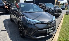 2022 Toyota C-HR XLE