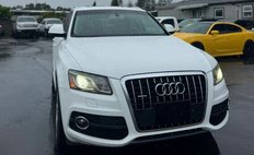 2012 Audi Q5 3.2 quattro Premium Plus