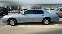 2011 Lincoln Town Car Signature Limited