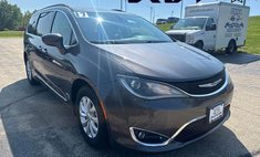 2017 Chrysler Pacifica Touring L FWD