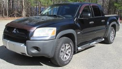 2006 Mitsubishi Raider Duro Cross V8