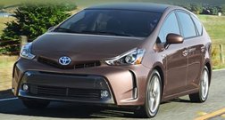 2016 Toyota Prius v Five