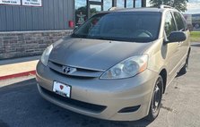 2009 Toyota Sienna LE 8-Passenger
