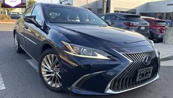 2019 Lexus ES 300h Luxury