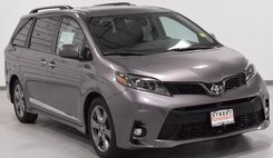 2014 Toyota Sienna SE 8-Passenger