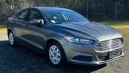 2013 Ford Fusion S
