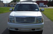 2003 Cadillac Escalade Base