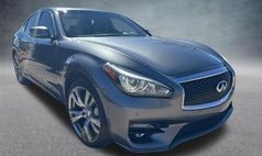 2017 Infiniti Q70 3.7