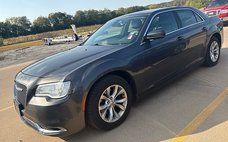 2015 Chrysler 300 Limited