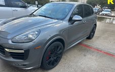 2016 Porsche Cayenne GTS