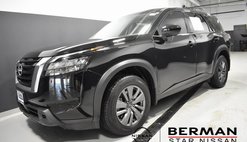 2024 Nissan Pathfinder S