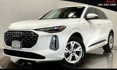 2025 Audi Q5 quattro Premium TFSI