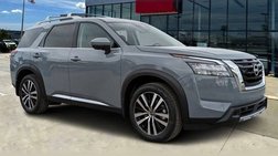 2025 Nissan Pathfinder Platinum