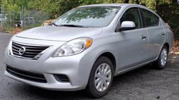 2013 Nissan Versa SV