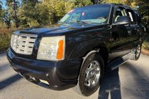 2004 Cadillac Escalade Base