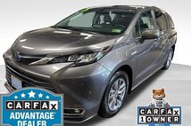 2023 Toyota Sienna XLE