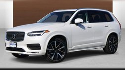 2022 Volvo XC90 T6 Momentum 7-Passenger
