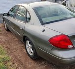 2002 Ford Taurus SES