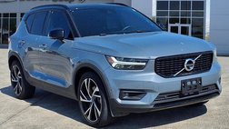 2022 Volvo XC40 T5 R-Design