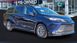 2023 Toyota Sienna XLE