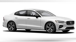 2023 Volvo S60 Recharge T8 Plus Black Edition
