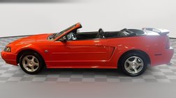 2004 Ford Mustang Deluxe