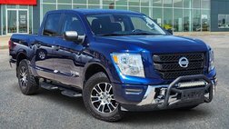 2022 Nissan Titan SV